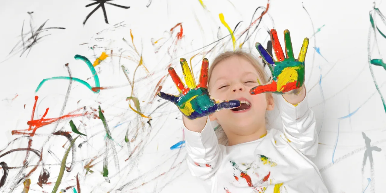 Messy play: Το πιο δημιουργικό χάος που χρειάζεται το παιδί σου