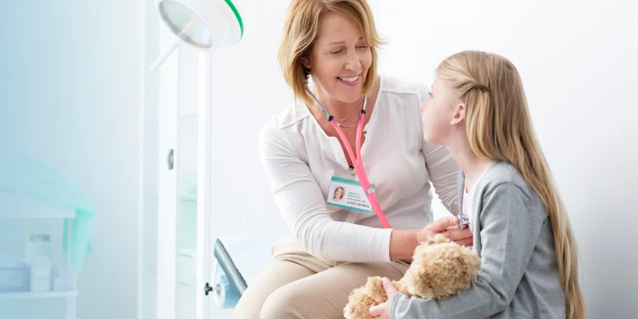Check-up για το σχολείο:  Ποιες εξετάσεις υγείας χρειάζεται το παιδί σας για τη νέα σχολική χρονιά