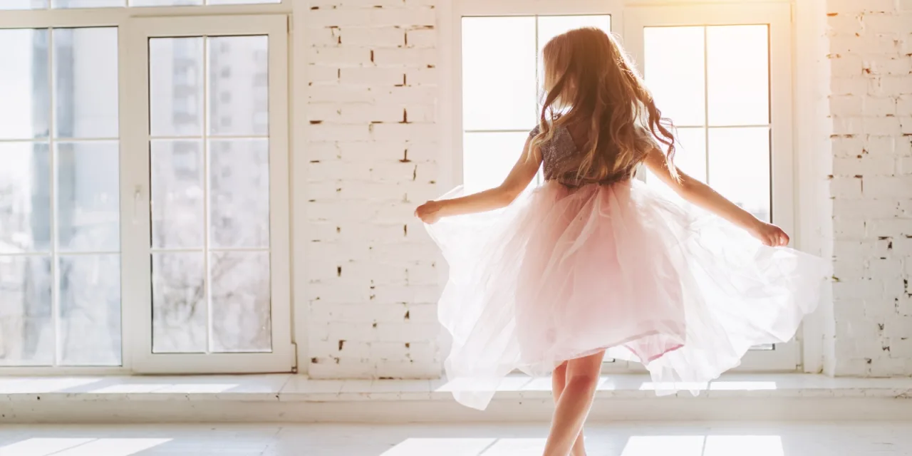 Το κορίτσι που άλλαξε μέσα σε μια νύχτα: Μια ιστορία για την προσοχή, την εμπιστοσύνη και την ελπίδα