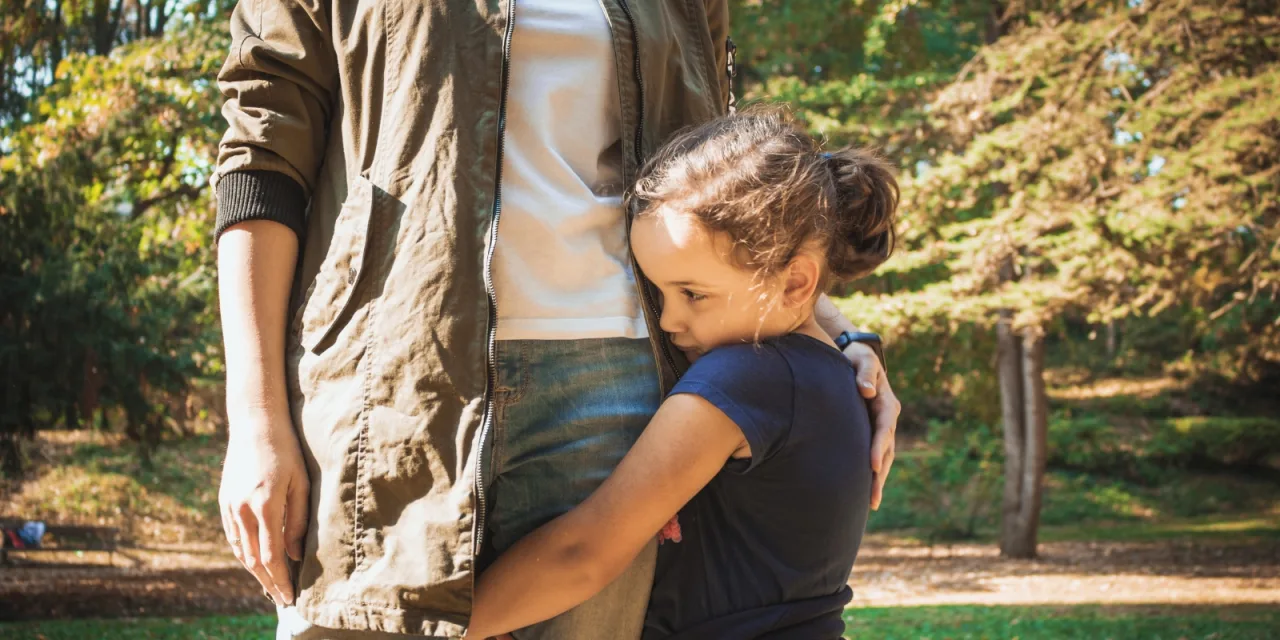 Το παιδί μου είναι ντροπαλό, πώς να το βοηθήσω;