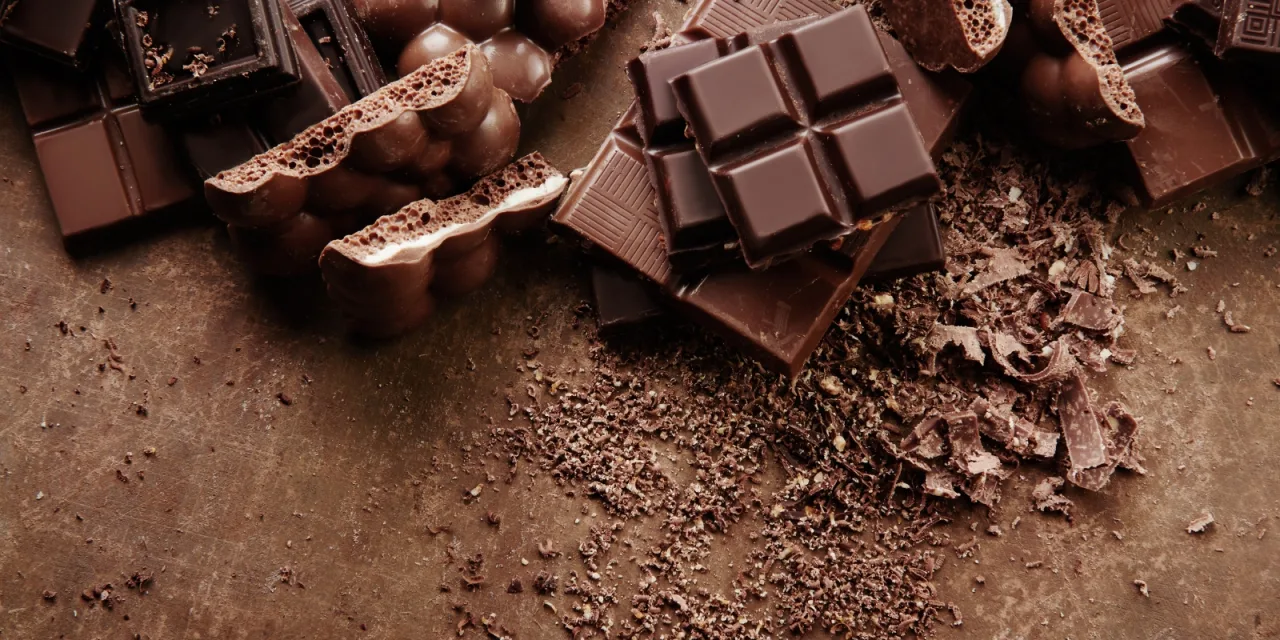 Γιατί η σοκολάτα γεμίζει ασπρίλες και πώς να το διορθώσεις