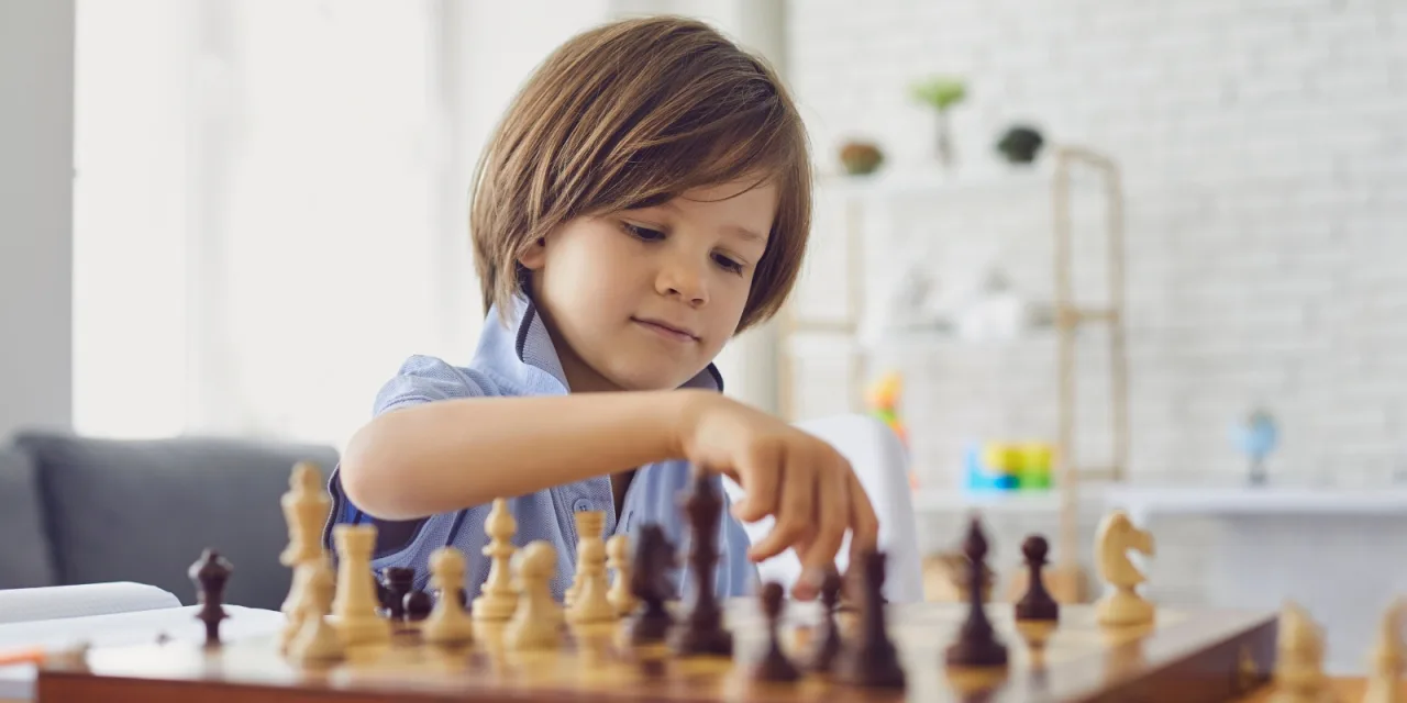 7 χαρακτηριστικά που δείχνουν ότι έχετε ένα χαρισματικό παιδί