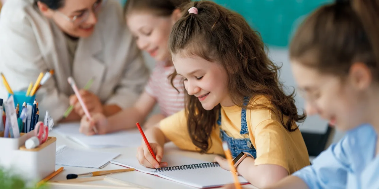 Πώς θυμόμαστε την ορθογραφία με ένα πολύ έξυπνο ποιηματάκι