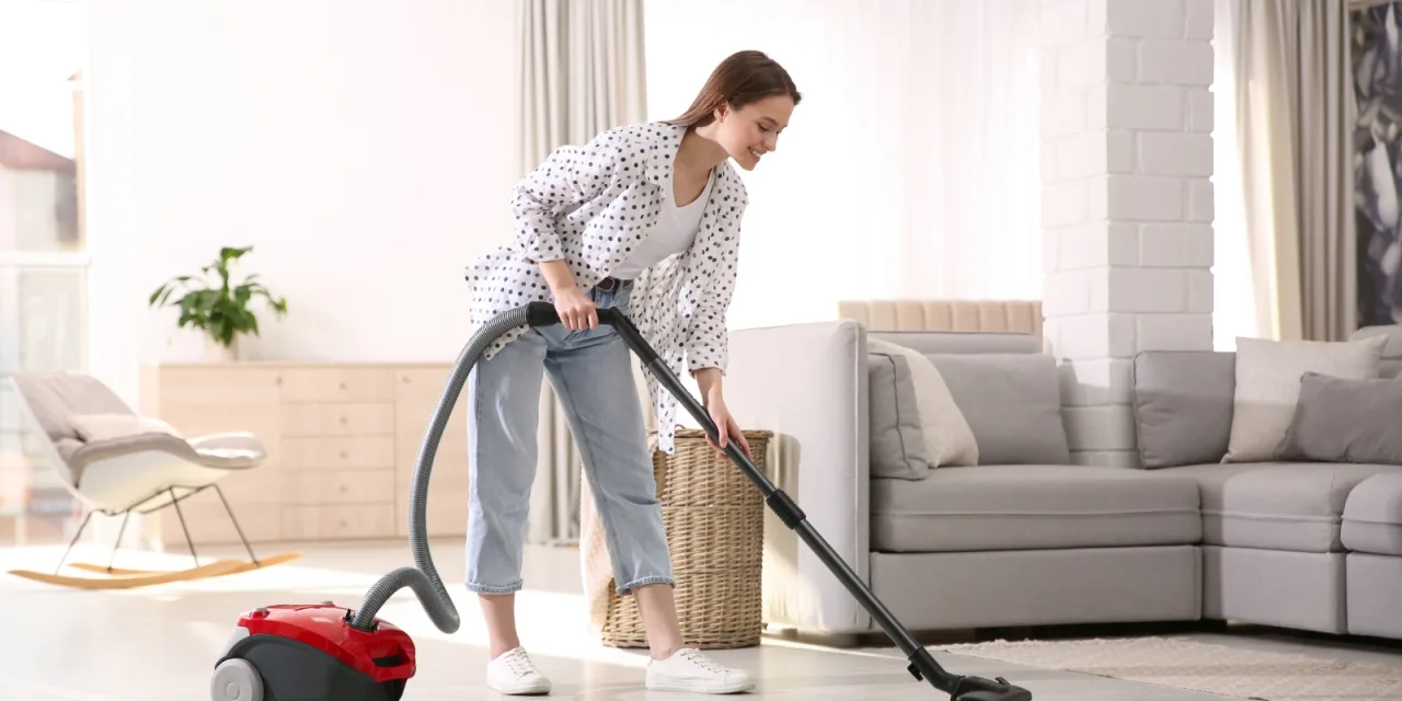 Γιατί να μην διστάζεις να βάλεις σκούπα ενώ το μωρό κοιμάται