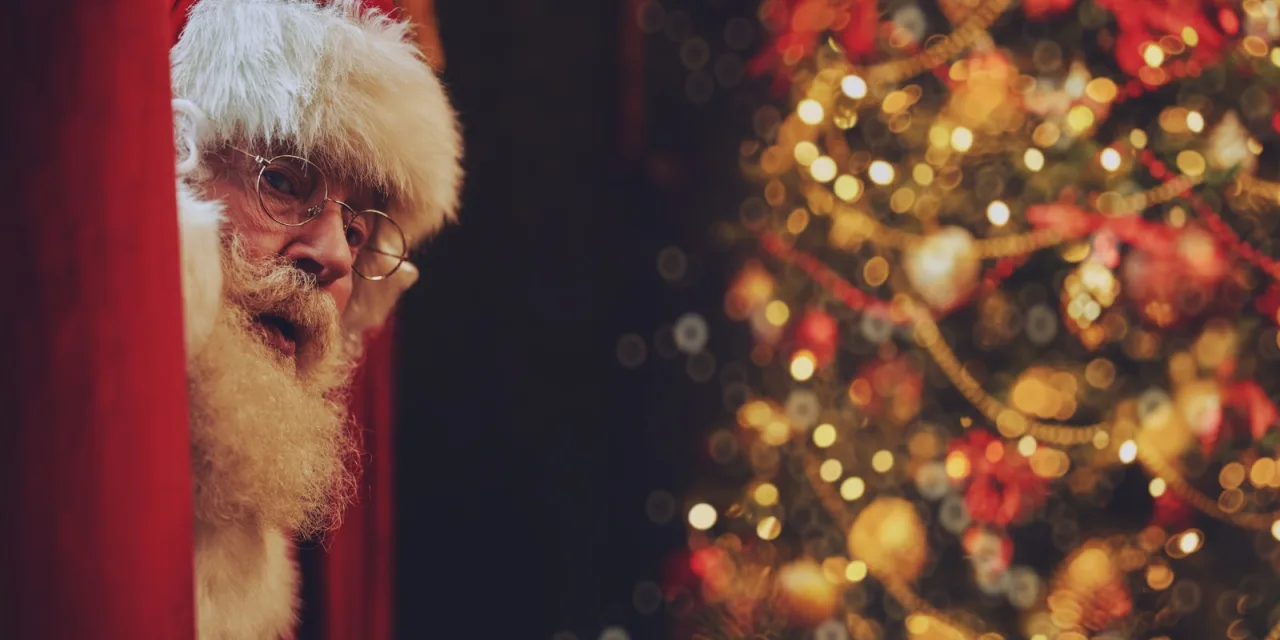 Γιατί επιμένω να λέω στα παιδιά μου, ότι ο Άγιος Βασίλης τα βλέπει όλα