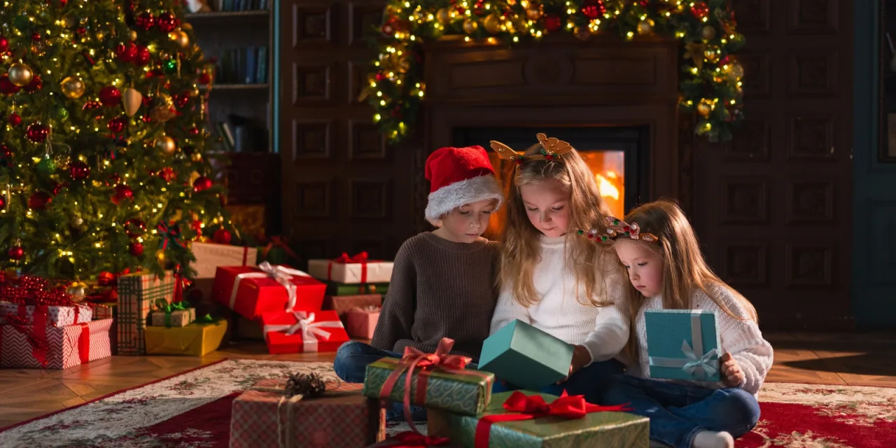 Πόσα δώρα πρέπει να πάρει ένα παιδί για τα Χριστούγεννα