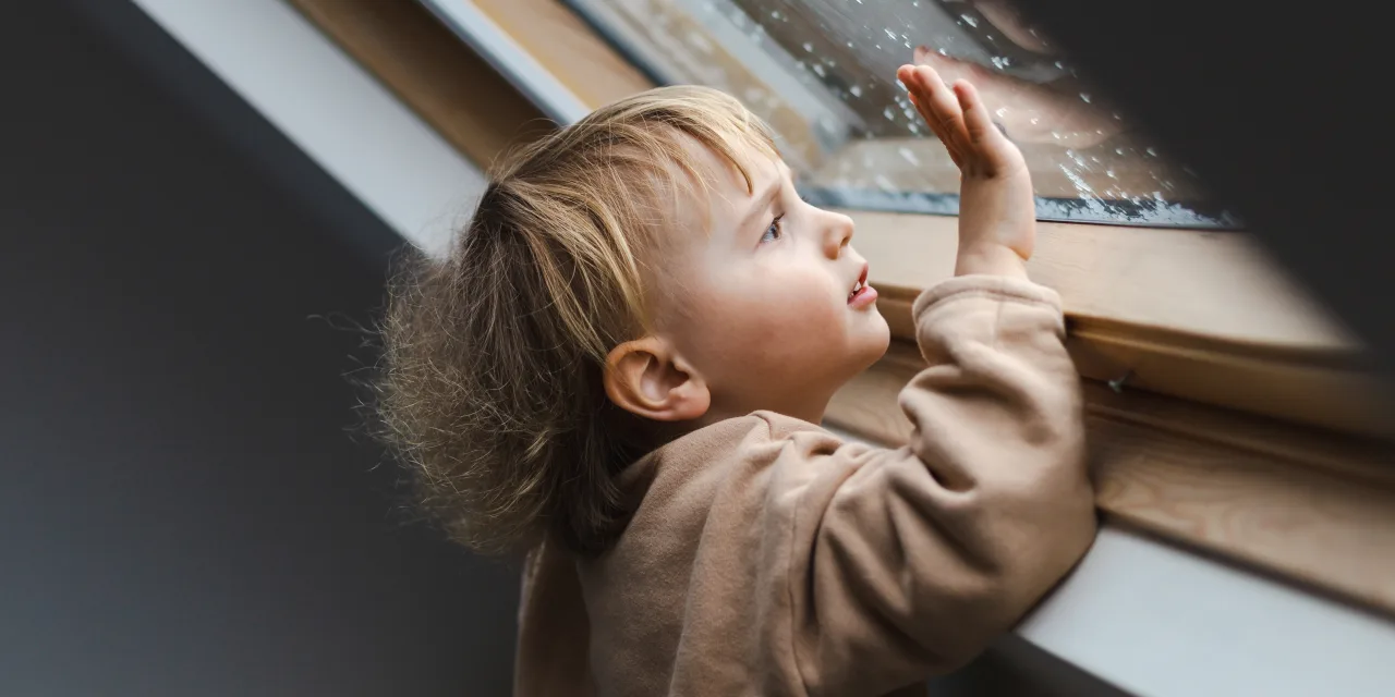 Πώς μιλάμε στα παιδιά για τα έντονα καιρικά φαινόμενα