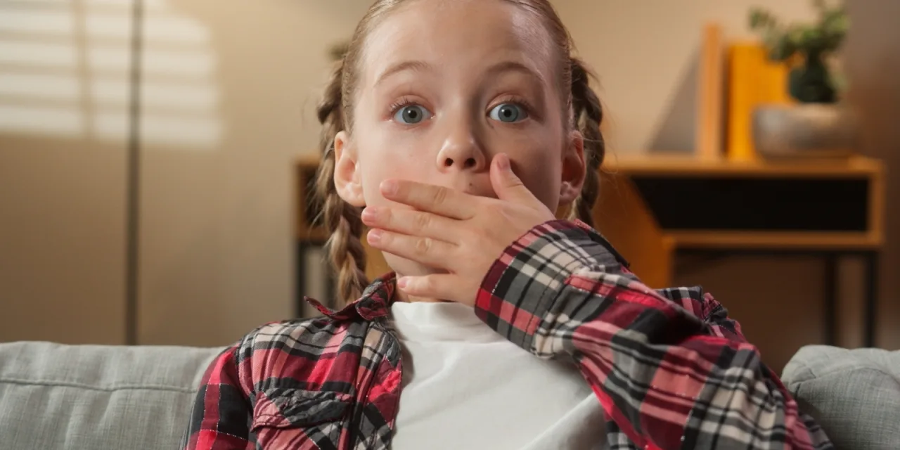 Οι μισοί γονείς απαγορεύουν τις βρισιές: Είναι όμως η σωστή στάση;