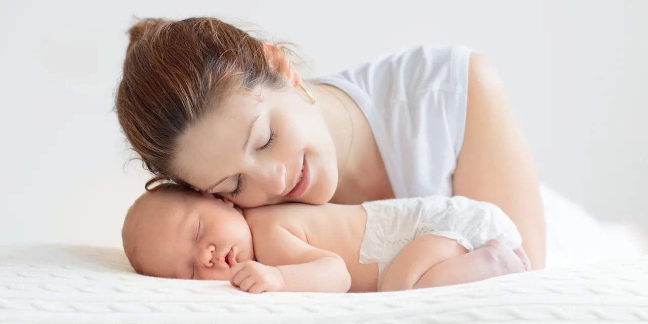 Νεογνική περίοδος : Τι να περιμένεις τις πρώτες 28 μέρες με το μωρό σου