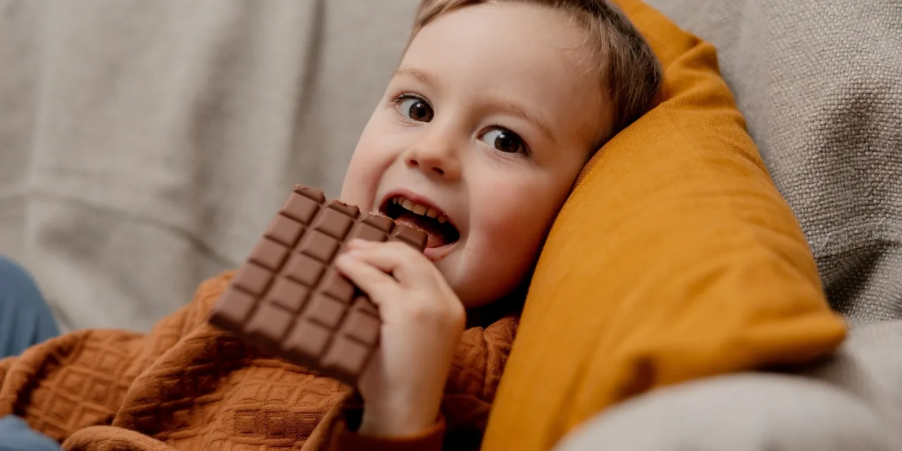 Από ποια ηλικία και πόση σοκολάτα μπορώ να δώσω στο παιδί;