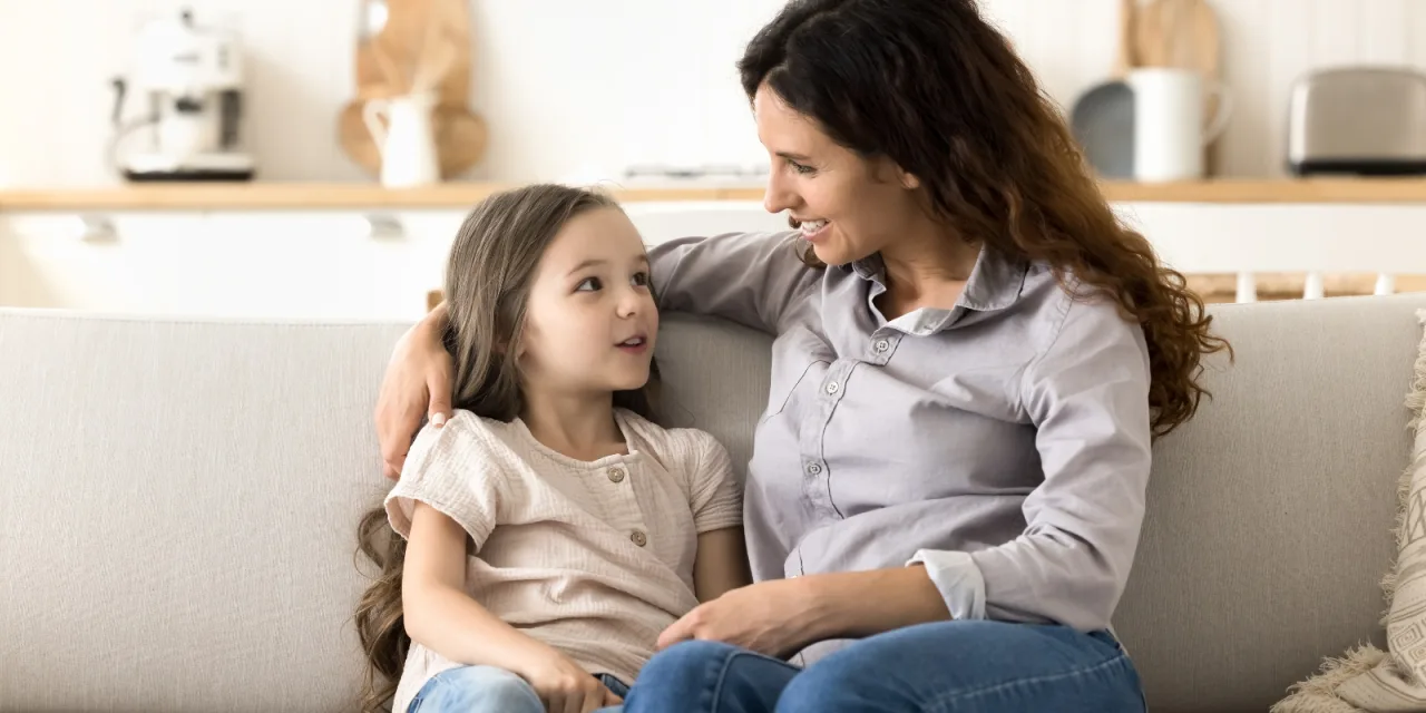 Οι Millennials σπάνε τον κύκλο: Όσα άκουγαν μικροί και δεν θέλουν να επαναλάβουν στα παιδιά τους