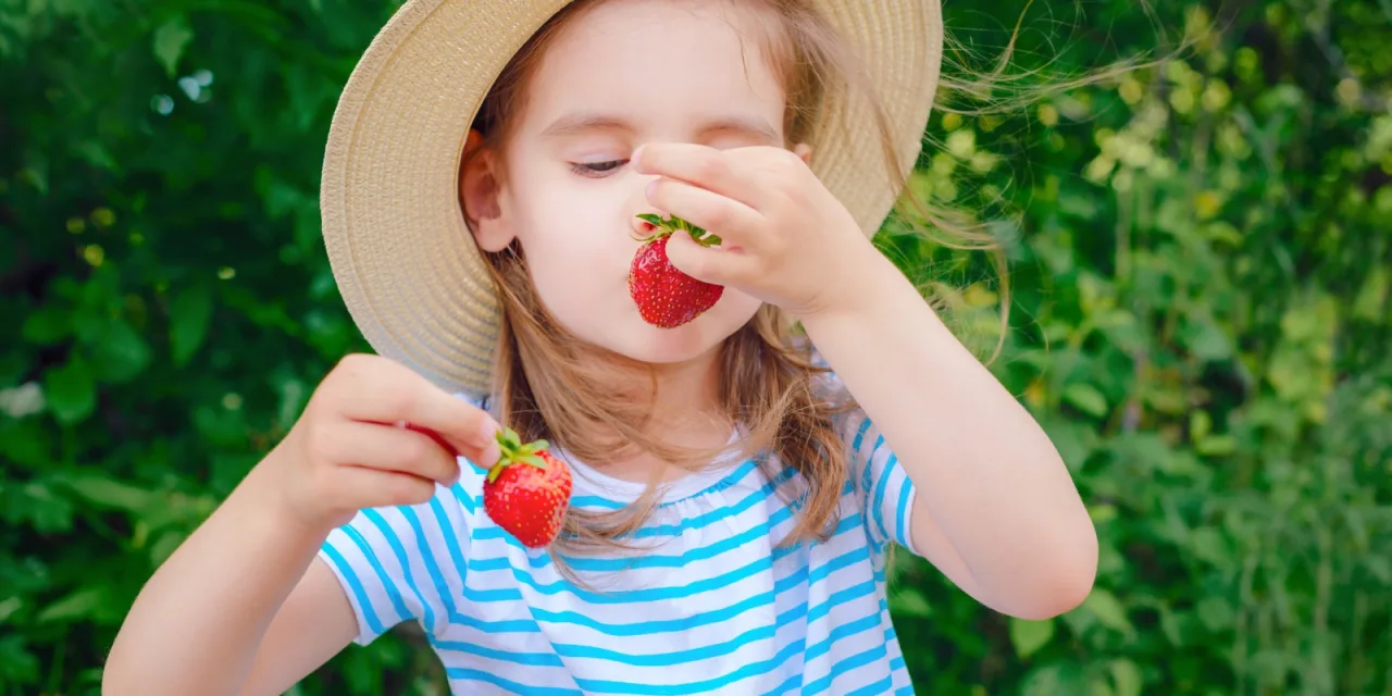 6 ανοιξιάτικα φρούτα και λαχανικά που θωρακίζουν τον οργανισμό του παιδιού