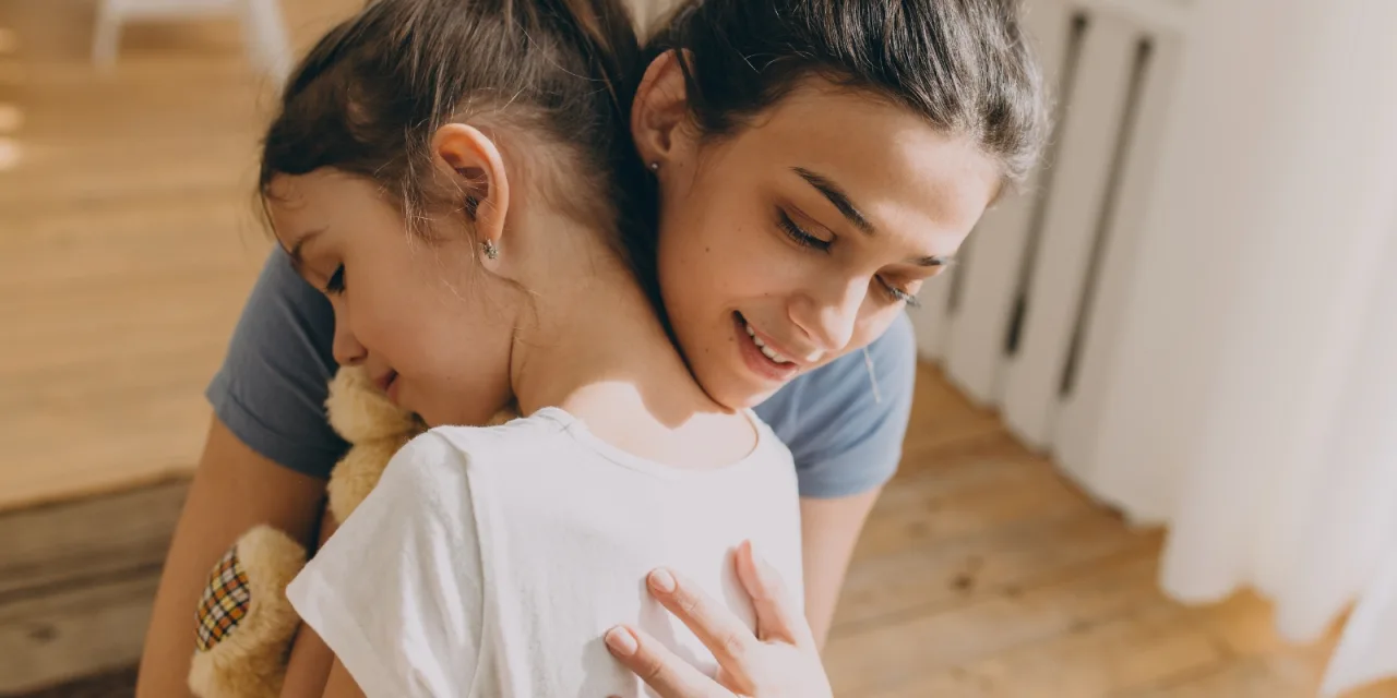 Πώς να ενισχύσετε τη συναισθηματική ασφάλεια του παιδιού σας