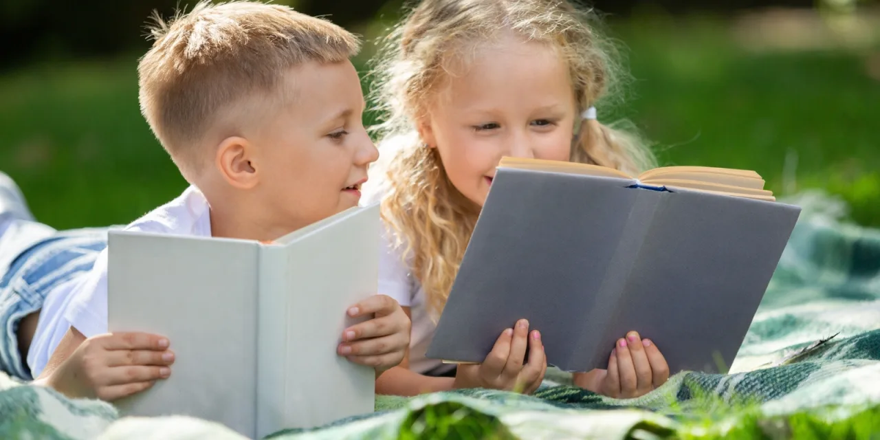 Πώς να ενθαρρύνουμε τα παιδιά να διαβάζουν βιβλία χωρίς πίεση