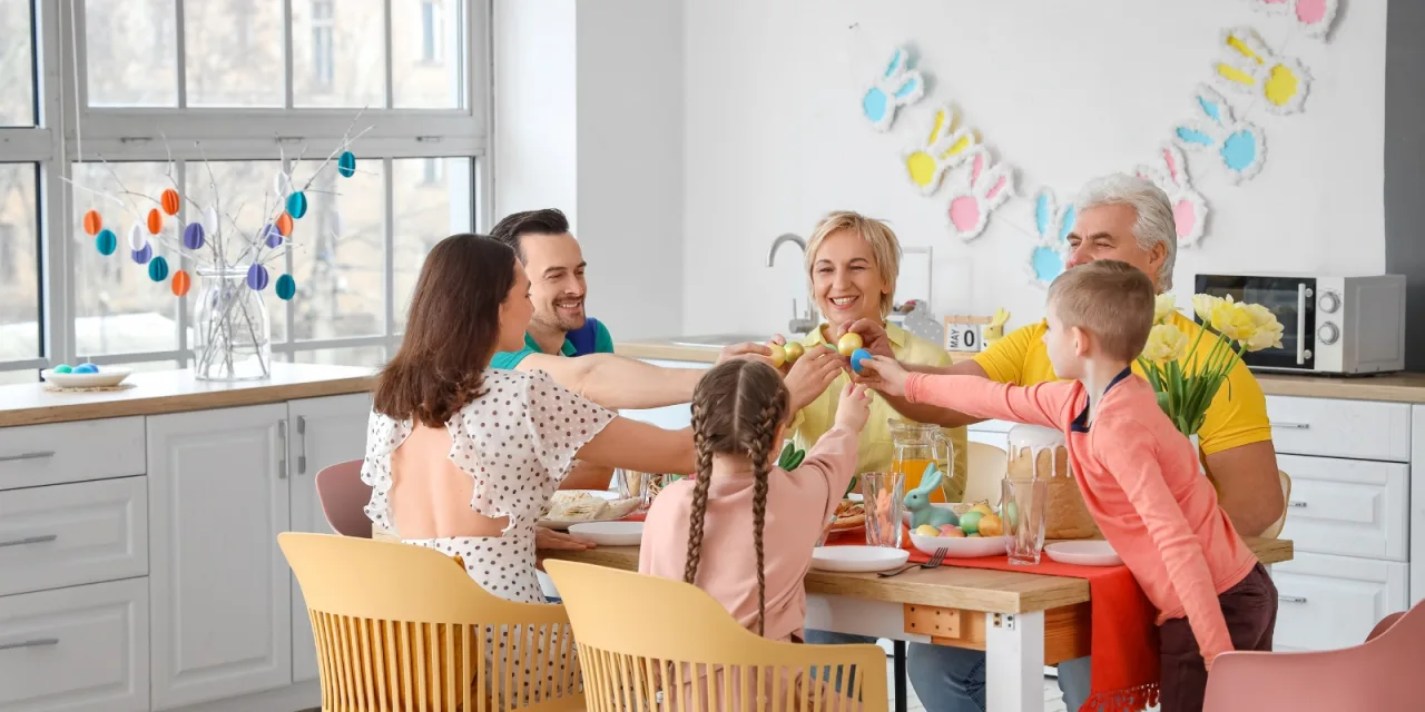 Χρήσιμες συμβουλές για τα εδέσματα του Πάσχα: Τι πρέπει να προσέξετε για εσάς και τα παιδιά σας
