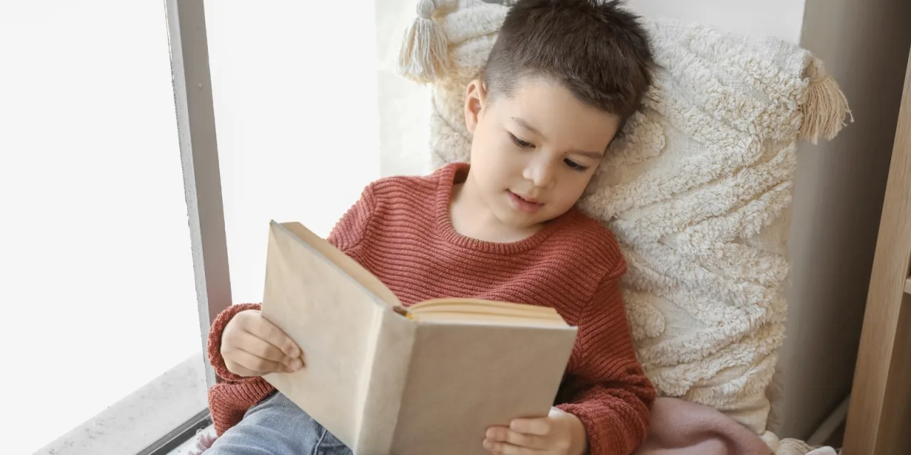 16 εμβληματικά βιβλία που δεν πρέπει να λείπουν από την παιδική βιβλιοθήκη