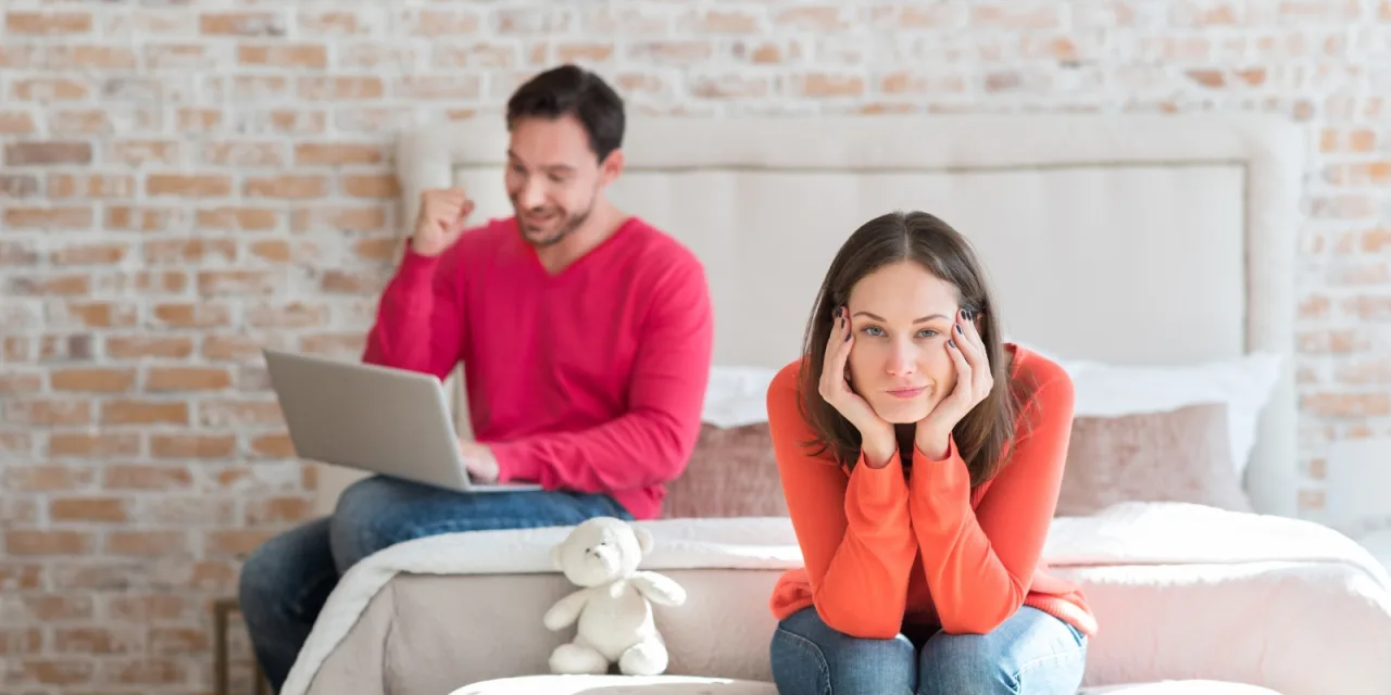 Αν ο/η σύντροφός σου λέει συνεχώς αυτές 11 φράσεις, φύγε τρέχοντας