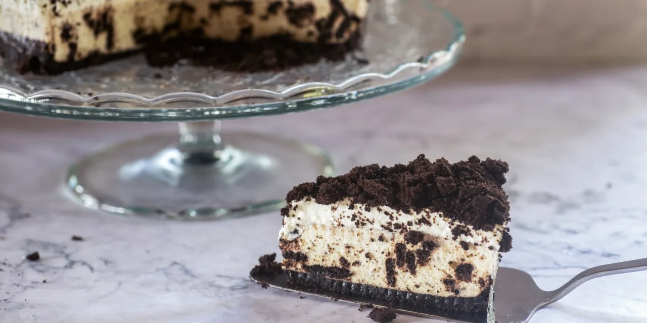 Το πιο τέλειο cheesecake με μπισκότα σοκολάτας για τη Γιορτή της Μητέρας